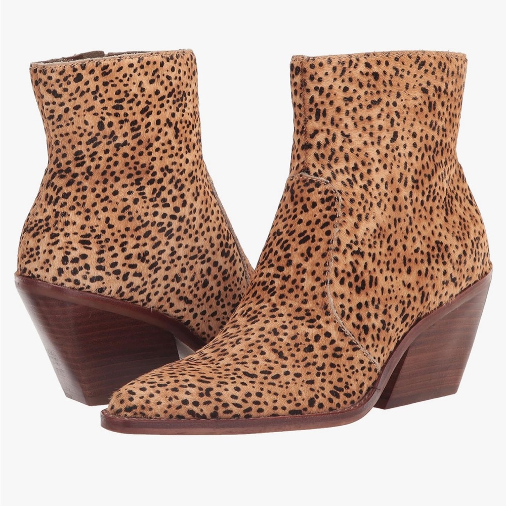 NWT-Dolce Vita Women's Volli Fashion Boot, 6.5